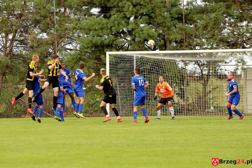 Olimpia wyszarpała punkt w doliczonym czasie gry [GALERIA ZDJĘĆ]