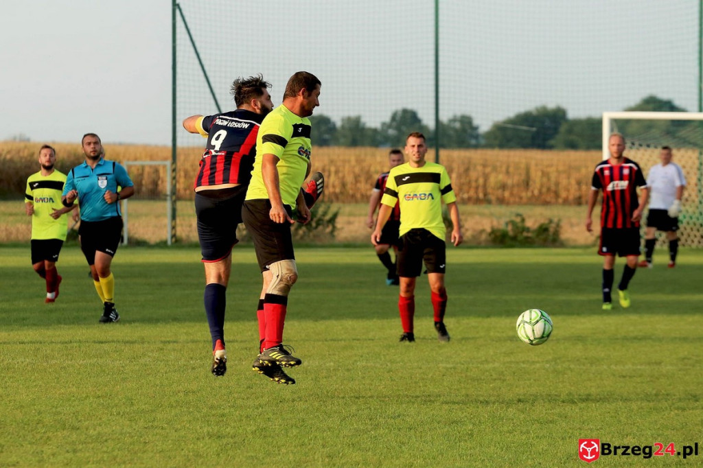 Podsumowanie klasy A. Skarbimierz i Victoria górą, pozostałe drużyny przegrały [FOTORELACJA Z MECZU Victoria Kościerzyce - Pogoń Łosiów]