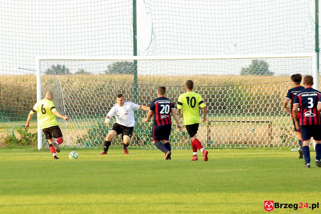 Podsumowanie klasy A. Skarbimierz i Victoria górą, pozostałe drużyny przegrały [FOTORELACJA Z MECZU Victoria Kościerzyce - Pogoń Łosiów]