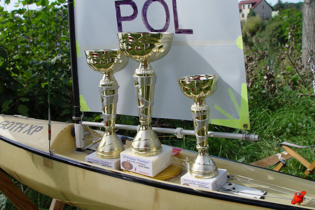 Modelarze jachtów sterowanych radiem rywalizowali w Brzegu