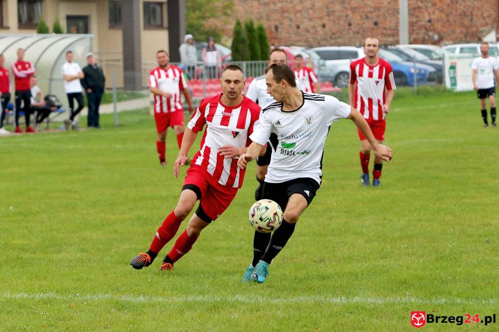 Podsumowanie klasy A. Kiepska kolejka, w której wygrały tylko dwie ekipy [GALERIA Z MECZU Burzy Lipki]