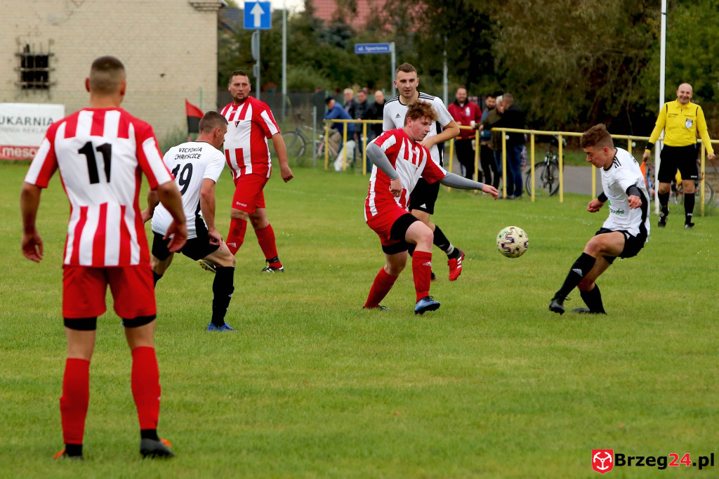 Podsumowanie klasy A. Kiepska kolejka, w której wygrały tylko dwie ekipy [GALERIA Z MECZU Burzy Lipki]
