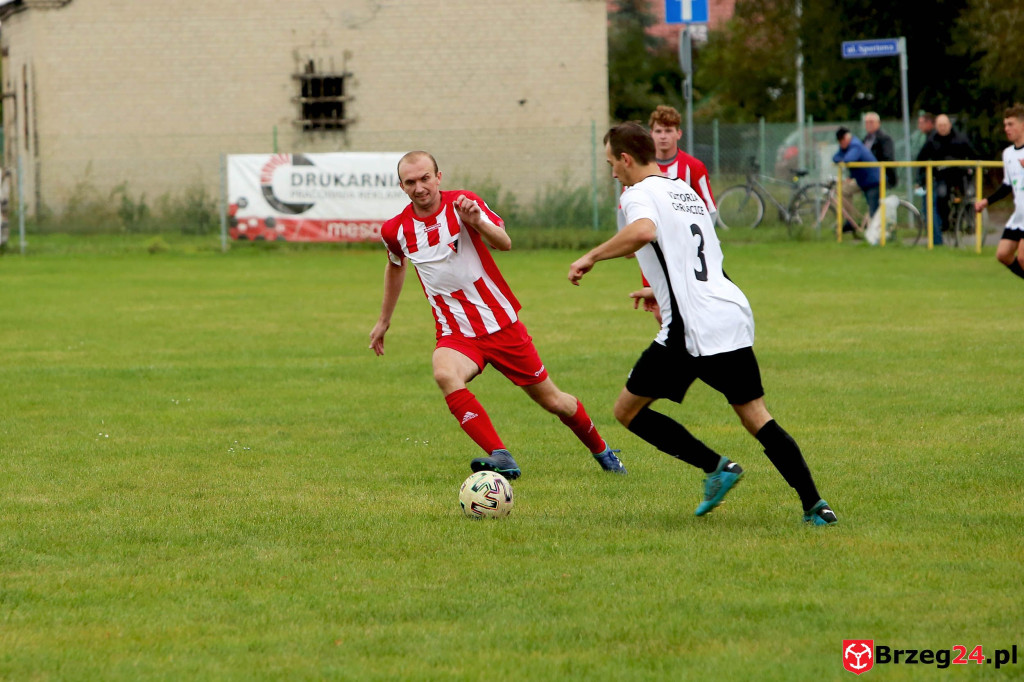 Podsumowanie klasy A. Kiepska kolejka, w której wygrały tylko dwie ekipy [GALERIA Z MECZU Burzy Lipki]