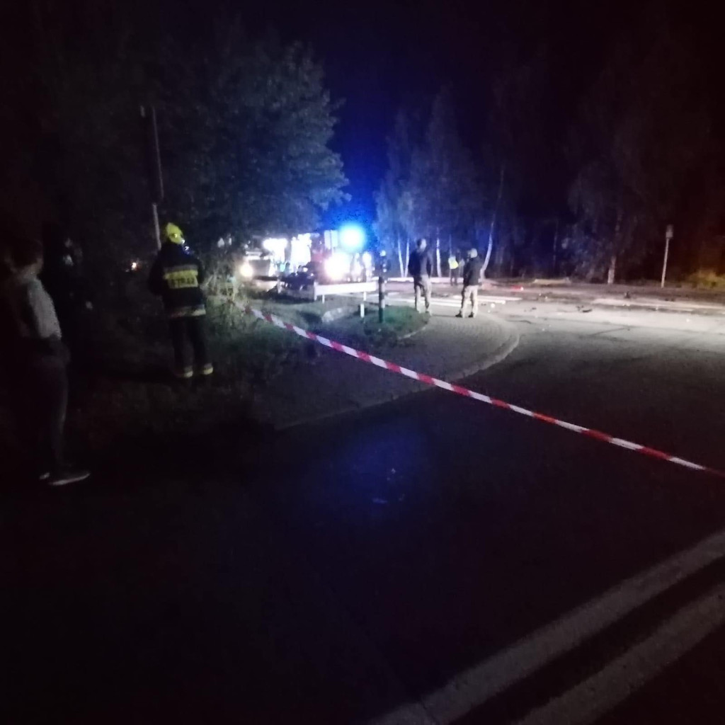 Zderzenie ciężarówki z osobówką na DK 94. Kilka osób odniosło obrażenia