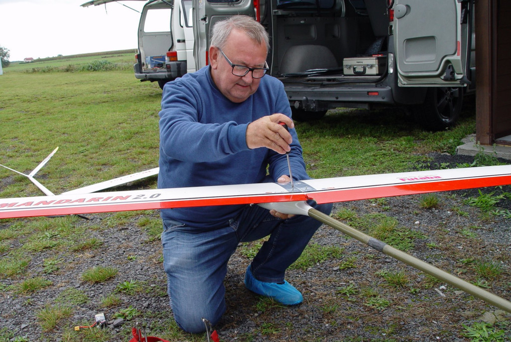 Modelarze rozegrali finałową rundę motoszybowców o Puchar 