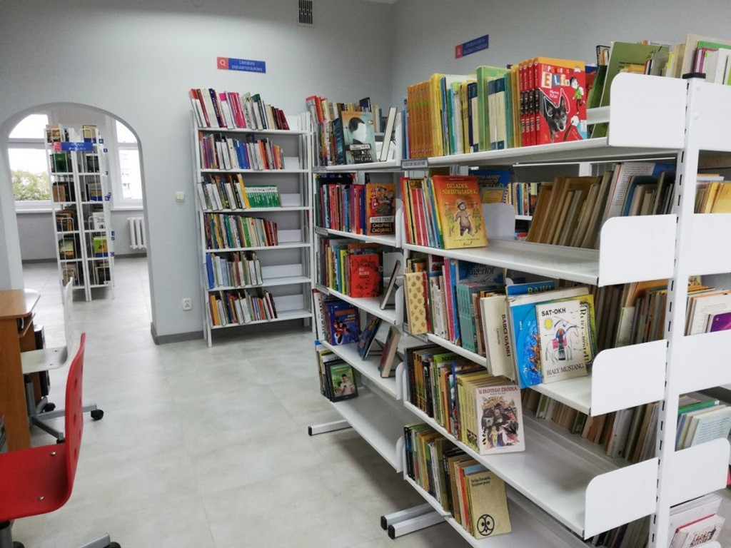 Uroczyste otwarcie Biblioteki w Lewinie Brzeskim