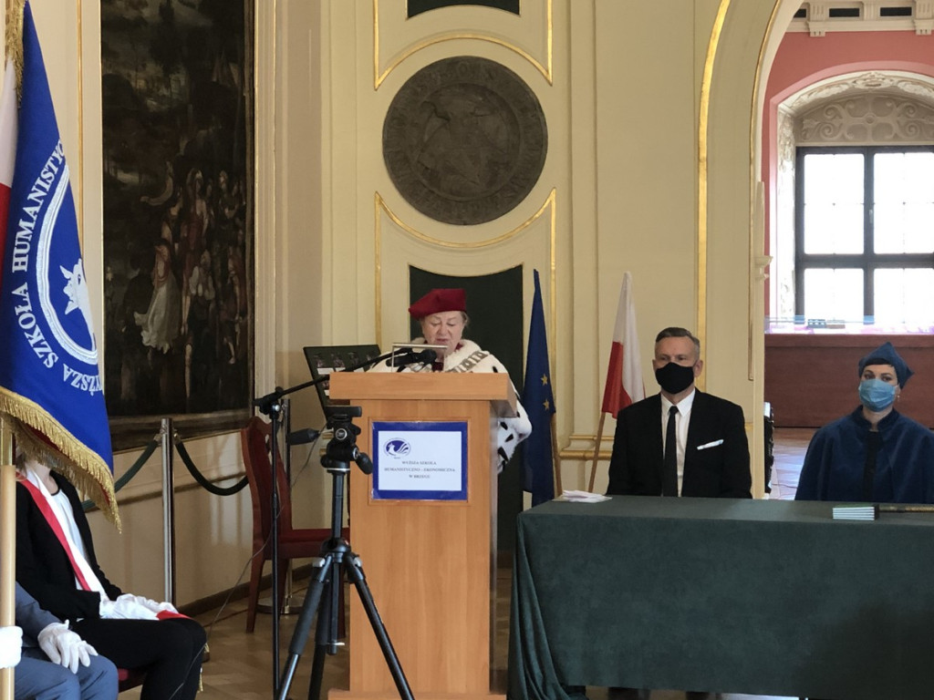 Nietypowa inauguracja roku akademickiego w Wyższej Szkole Humanistyczno-Ekonomicznej w Brzegu