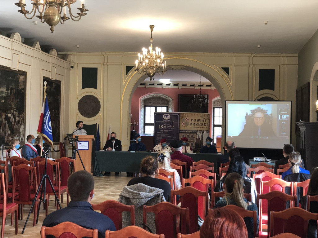 Nietypowa inauguracja roku akademickiego w Wyższej Szkole Humanistyczno-Ekonomicznej w Brzegu