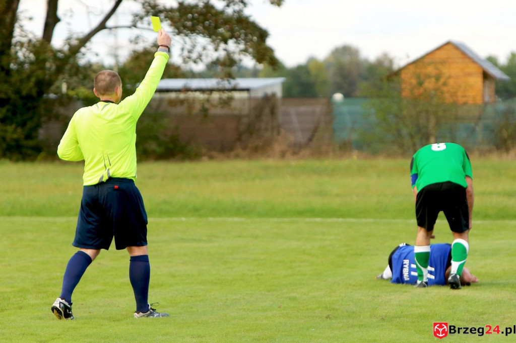 Orzeł Olszanka wygrał mecz o podwójną stawkę i obronił fotel lidera klasy B [GALERIA]