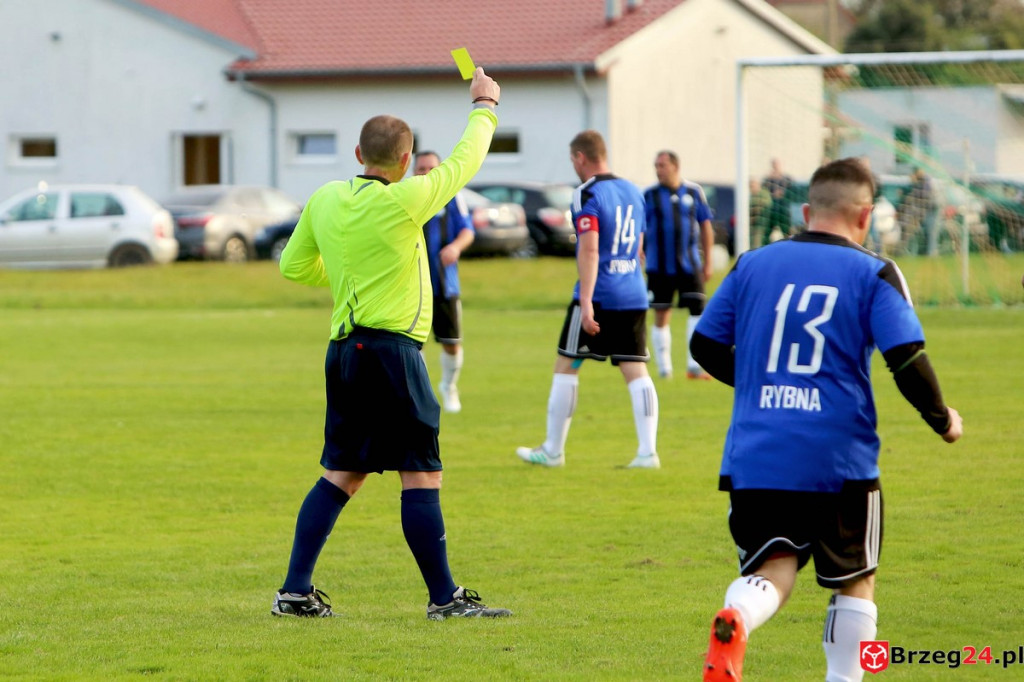 Orzeł Olszanka wygrał mecz o podwójną stawkę i obronił fotel lidera klasy B [GALERIA]