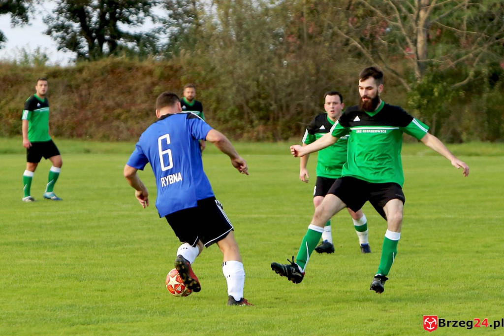 Orzeł Olszanka wygrał mecz o podwójną stawkę i obronił fotel lidera klasy B [GALERIA]