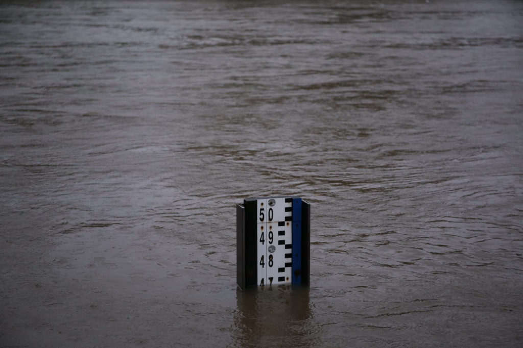 Odra w Brzegu przekroczyła stan ostrzegawczy