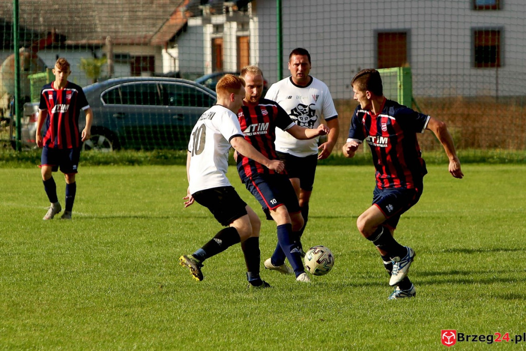 Podsumowanie klasy A. Victoria Kościerzyce urządziła festiwal bramek, ale to nie wszystko! [GALERIA ZDJĘĆ Burza Lipki - Pogoń Łosiów]