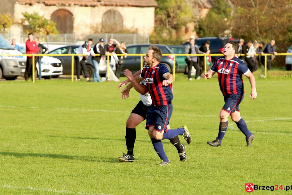 Podsumowanie klasy A. Victoria Kościerzyce urządziła festiwal bramek, ale to nie wszystko! [GALERIA ZDJĘĆ Burza Lipki - Pogoń Łosiów]