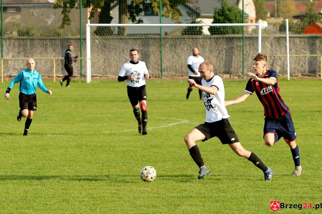 Podsumowanie klasy A. Victoria Kościerzyce urządziła festiwal bramek, ale to nie wszystko! [GALERIA ZDJĘĆ Burza Lipki - Pogoń Łosiów]