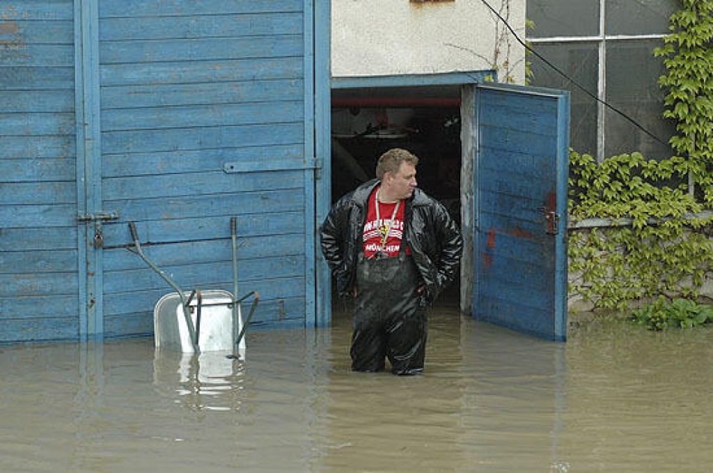 10 lat temu, przy poziomie 640 cm Odra była już na ul. Oławskiej, Grobli i Cegielnianej