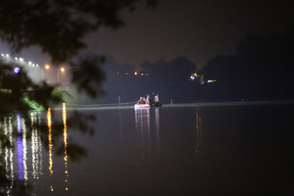 Kierowca zatopionej toyoty chciał 