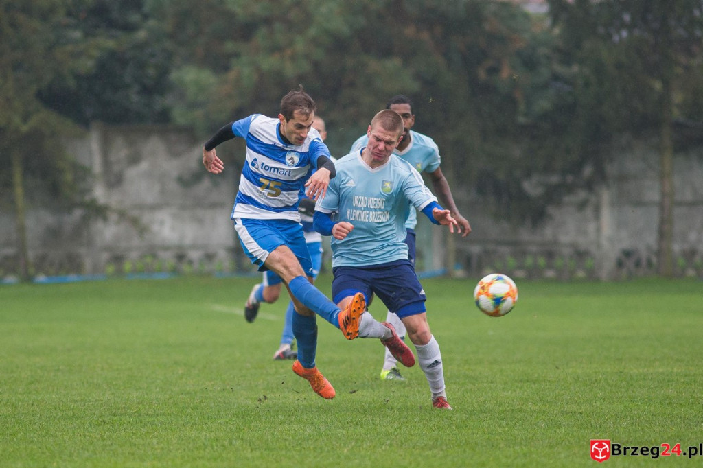 Olimpia Lewin Brzeski wygrała mecz o podwójną stawkę! [GALERIA]