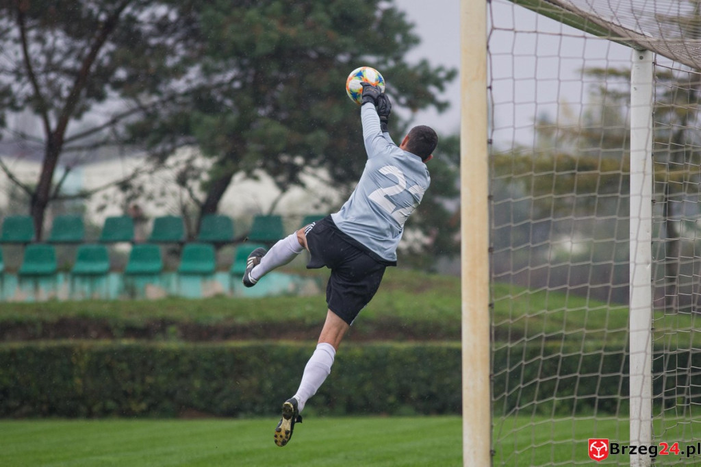 Olimpia Lewin Brzeski wygrała mecz o podwójną stawkę! [GALERIA]