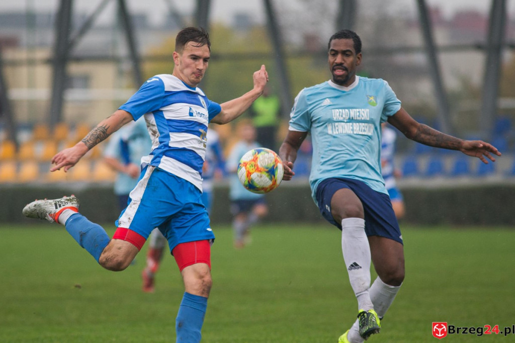 Olimpia Lewin Brzeski wygrała mecz o podwójną stawkę! [GALERIA]