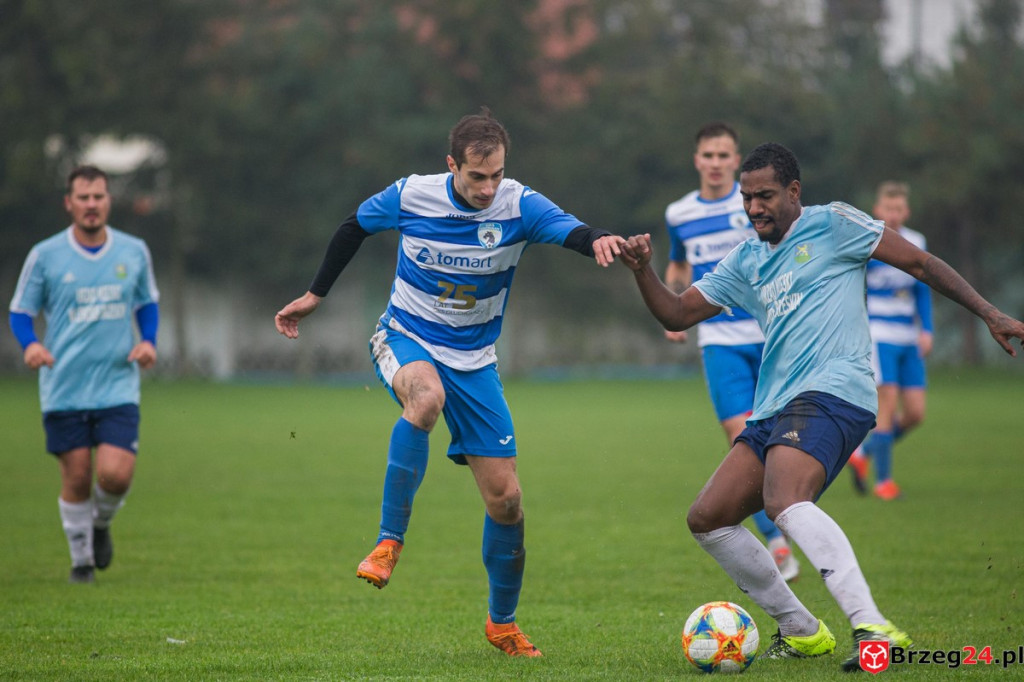 Olimpia Lewin Brzeski wygrała mecz o podwójną stawkę! [GALERIA]