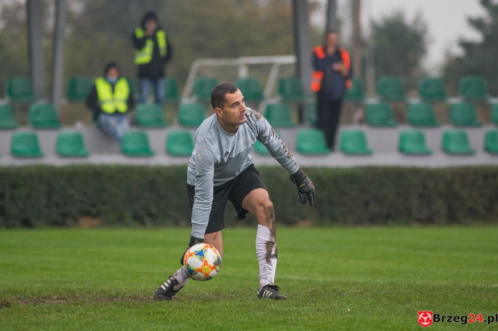 Olimpia Lewin Brzeski wygrała mecz o podwójną stawkę! [GALERIA]