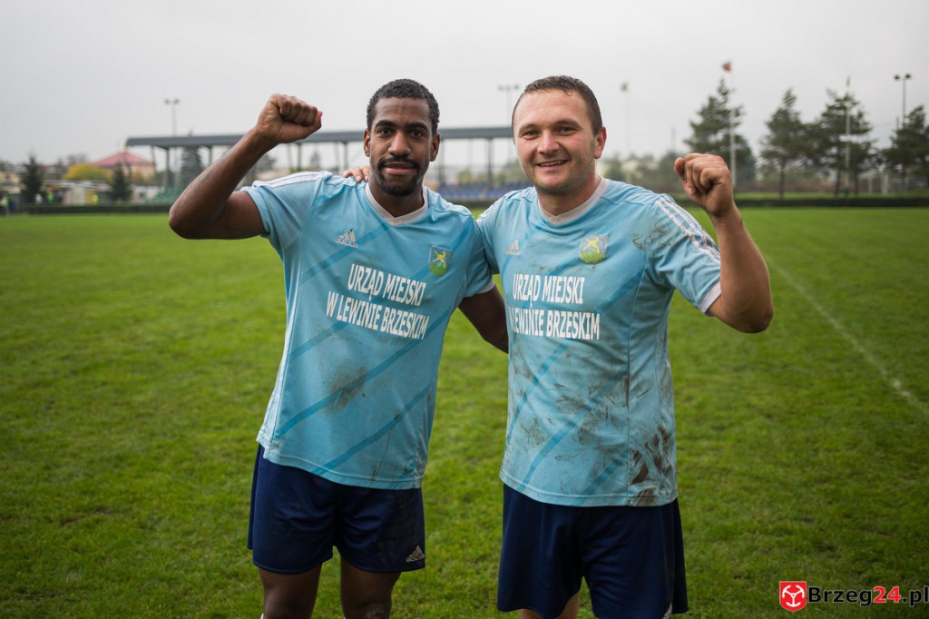 Olimpia Lewin Brzeski wygrała mecz o podwójną stawkę! [GALERIA]