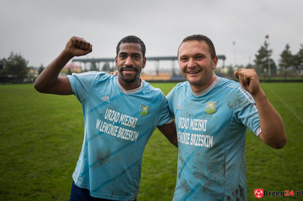 Olimpia Lewin Brzeski wygrała mecz o podwójną stawkę! [GALERIA]