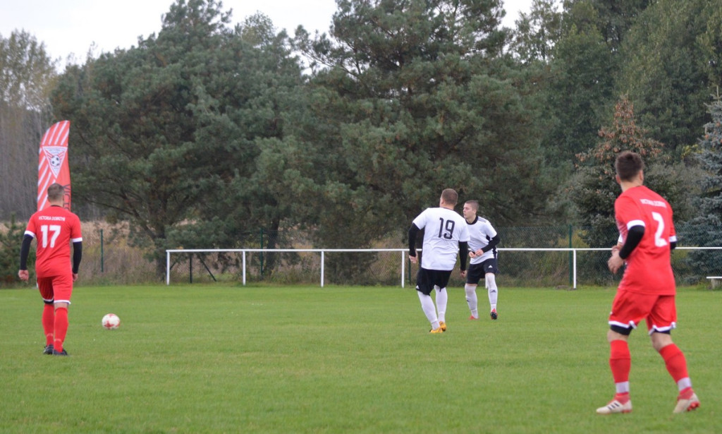 Klasa okręgowa. Victoria Dobrzyń znów wygrała, tym razem bardzo okazale! [GALERIA]