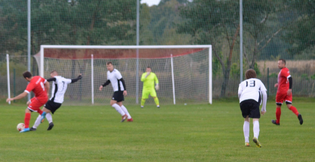 Klasa okręgowa. Victoria Dobrzyń znów wygrała, tym razem bardzo okazale! [GALERIA]