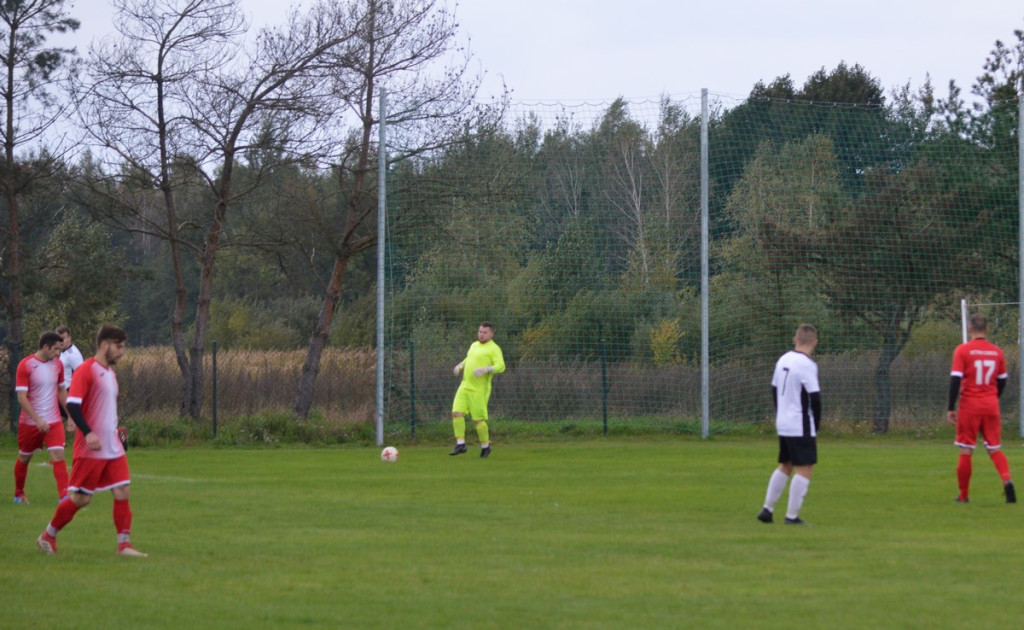 Klasa okręgowa. Victoria Dobrzyń znów wygrała, tym razem bardzo okazale! [GALERIA]