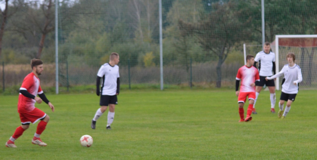 Klasa okręgowa. Victoria Dobrzyń znów wygrała, tym razem bardzo okazale! [GALERIA]