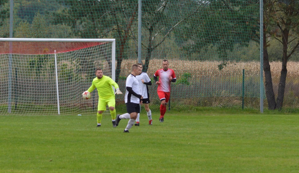 Klasa okręgowa. Victoria Dobrzyń znów wygrała, tym razem bardzo okazale! [GALERIA]