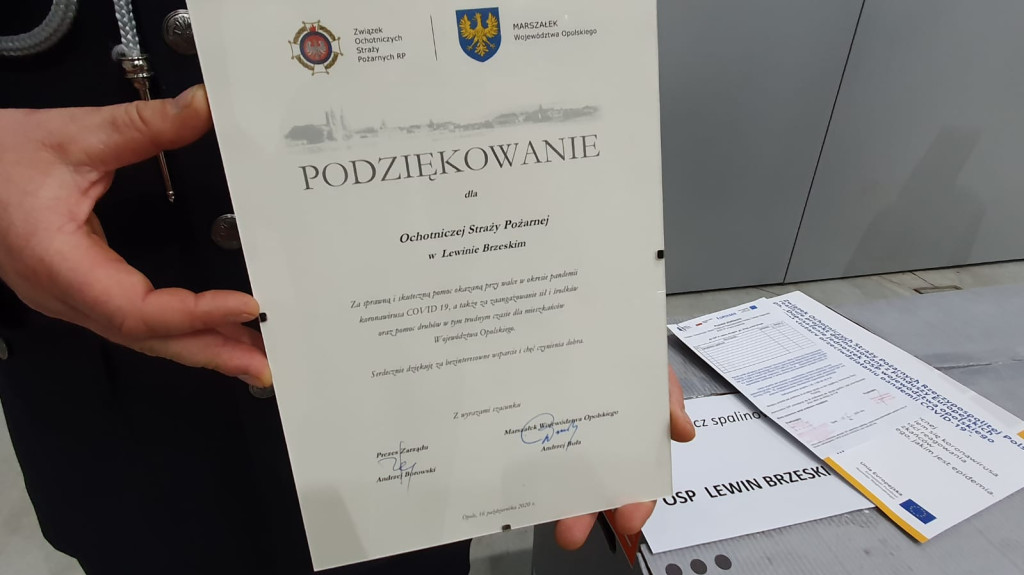 Ochotnicze jednostki straży pożarnej otrzymały nowy sprzęt