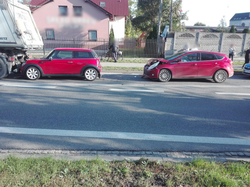 Pijany komendant straży gminnej w Skarbimierzu spowodował kolizję. Wjechał w naczelnika drogówki z komendy wojewódzkiej