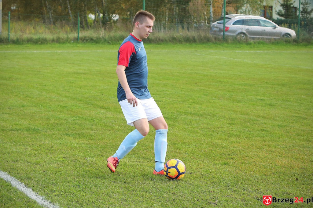 Podsumowanie klasy B. Jak zagrały drużyny z powiatu brzeskiego? [GALERIA Z MECZU Błękitni Przecza - LZS Golczowice]