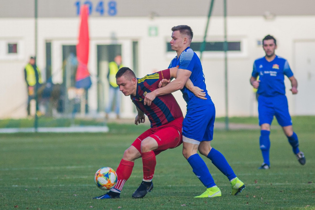 Pewna wygrana LZS-u Skorogoszcz, rywale nie mieli żadnych argumentów [GALERIA]