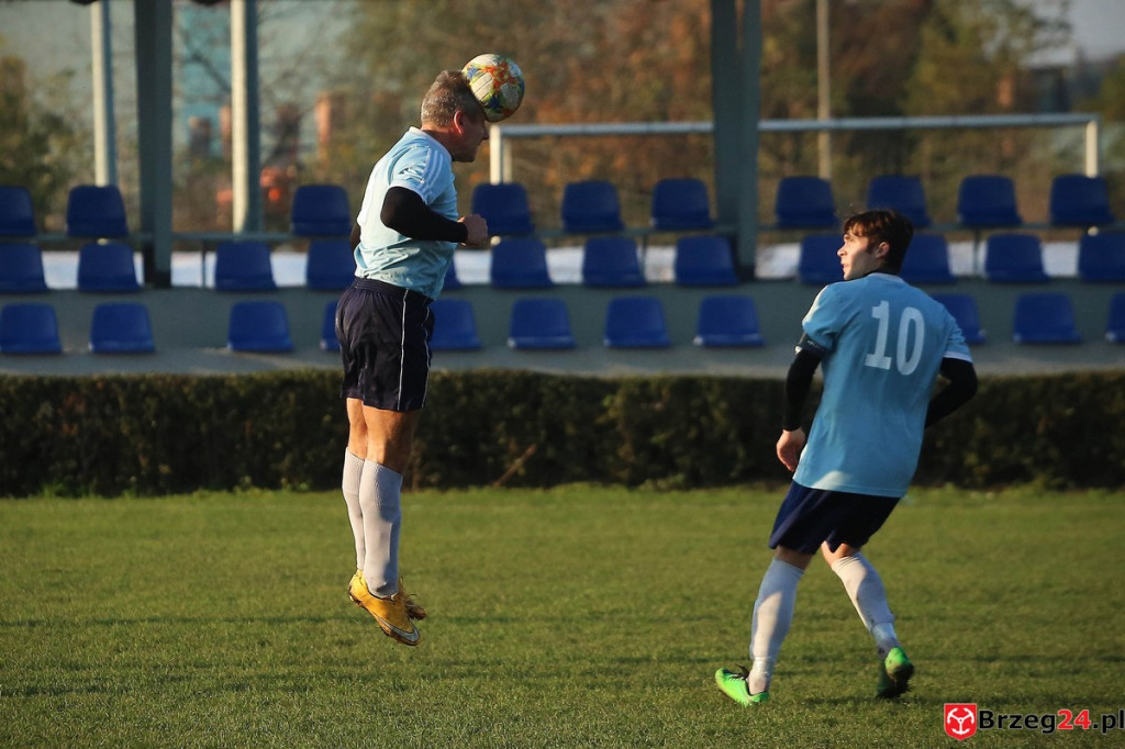 Podsumowanie klasy B. Nasze drużyny rozegrały przedostatnią jesienną kolejkę [GALERIA  z meczu Olimpia II Lewin Brzeski - KS Łukowice Brzeskie]