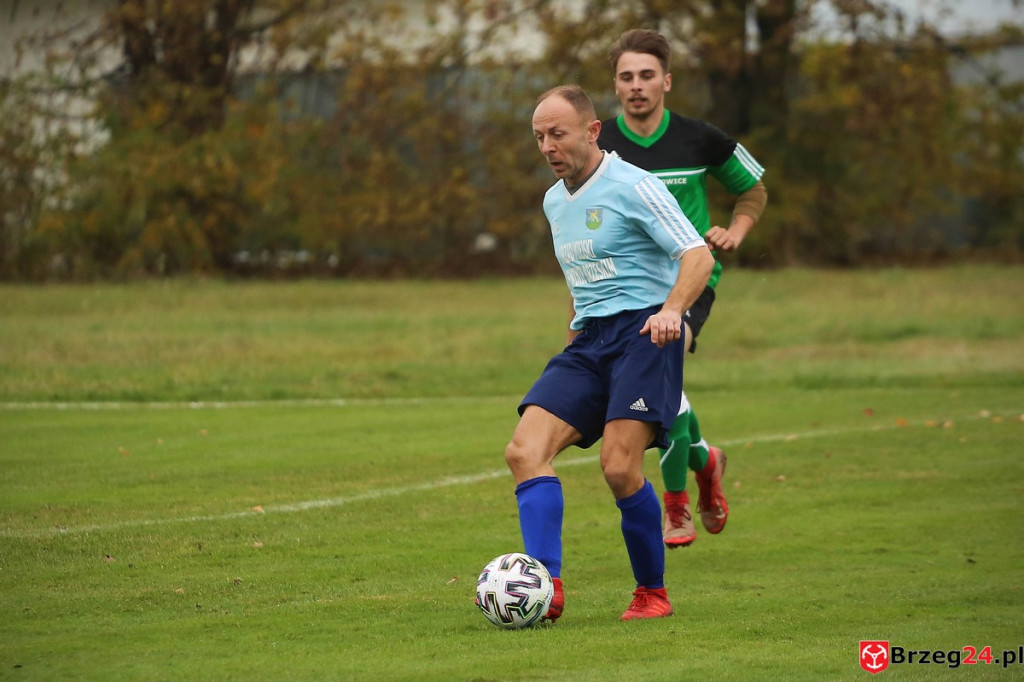 Piłkarska klasa B zakończyła rundę jesienną. Jak wygląda sytuacja po ostatniej kolejce? [FOTORELACJA z meczu Orzeł Olszanka - Olimpia II Lewin Brzeski]