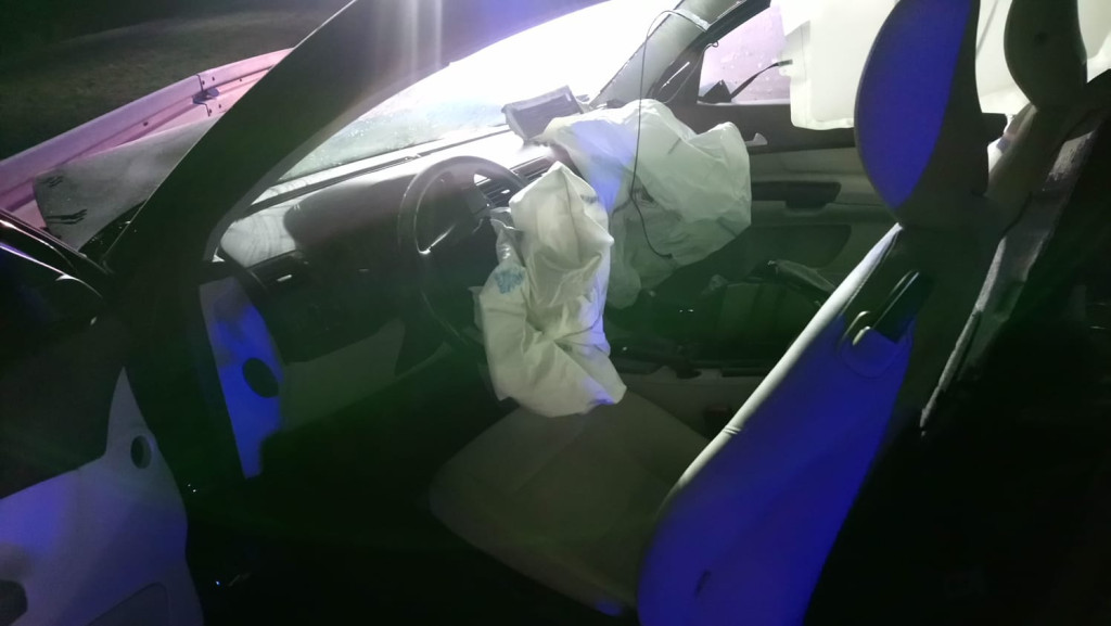 Tragiczny wypadek na DW 403 pod Bierzowem. Nie żyją dwie osoby