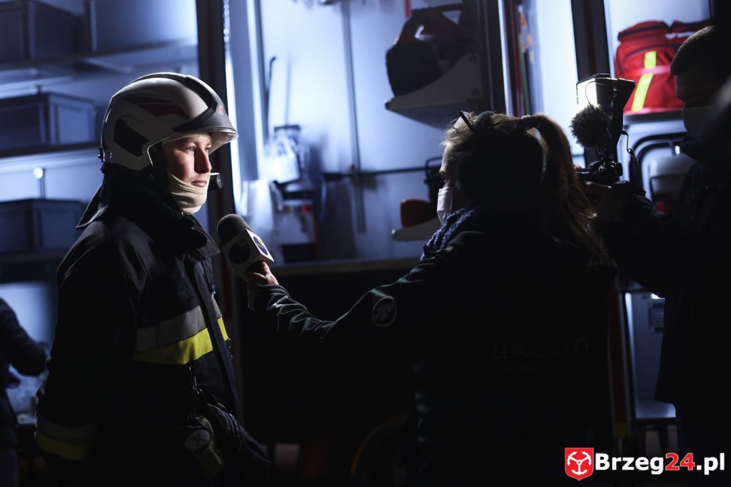 Strażacy ochotnicy ze Zwanowic odebrali nowy wóz bojowy. To nagroda za frekwencję wyborczą