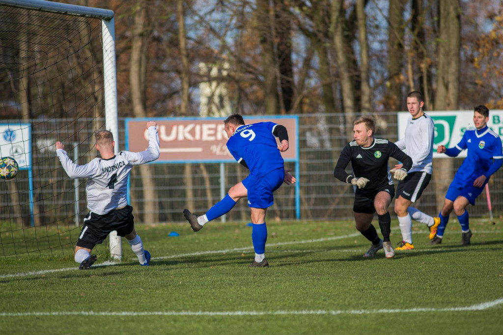 Błyskawiczne otwarcie i... Olimpia Lewin Brzeski ograła Swornicę Czarnowąsy! [GALERIA]