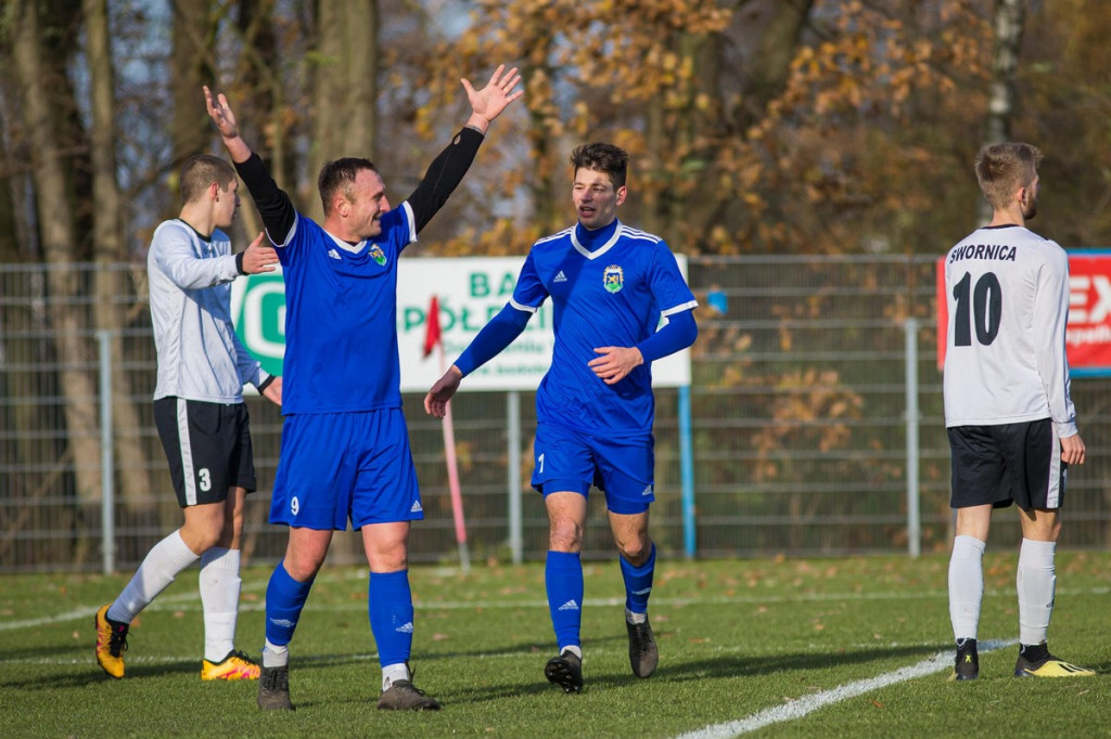 Błyskawiczne otwarcie i... Olimpia Lewin Brzeski ograła Swornicę Czarnowąsy! [GALERIA]