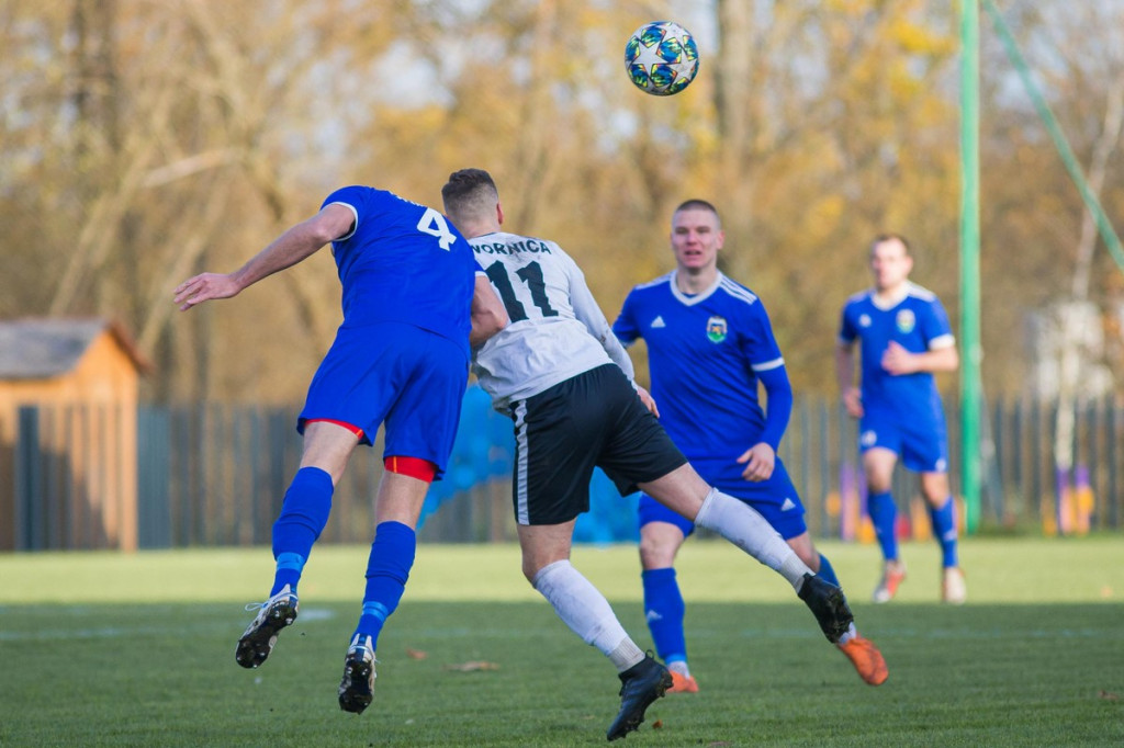 Błyskawiczne otwarcie i... Olimpia Lewin Brzeski ograła Swornicę Czarnowąsy! [GALERIA]