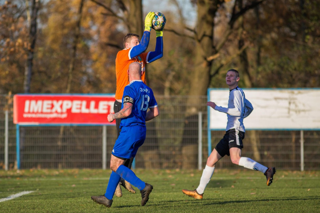 Błyskawiczne otwarcie i... Olimpia Lewin Brzeski ograła Swornicę Czarnowąsy! [GALERIA]