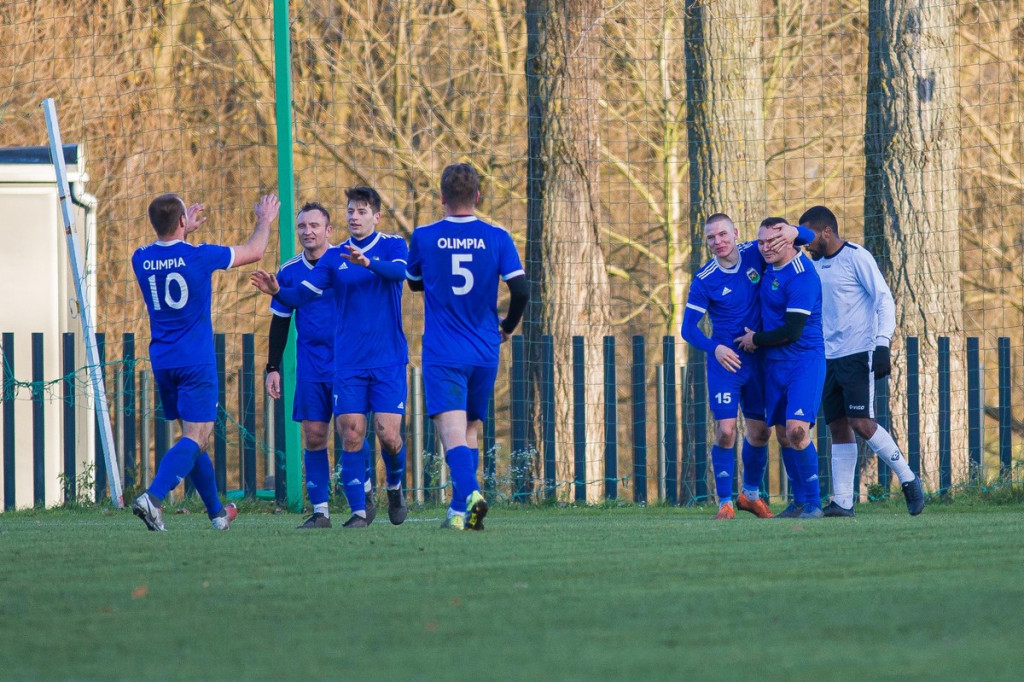 Błyskawiczne otwarcie i... Olimpia Lewin Brzeski ograła Swornicę Czarnowąsy! [GALERIA]