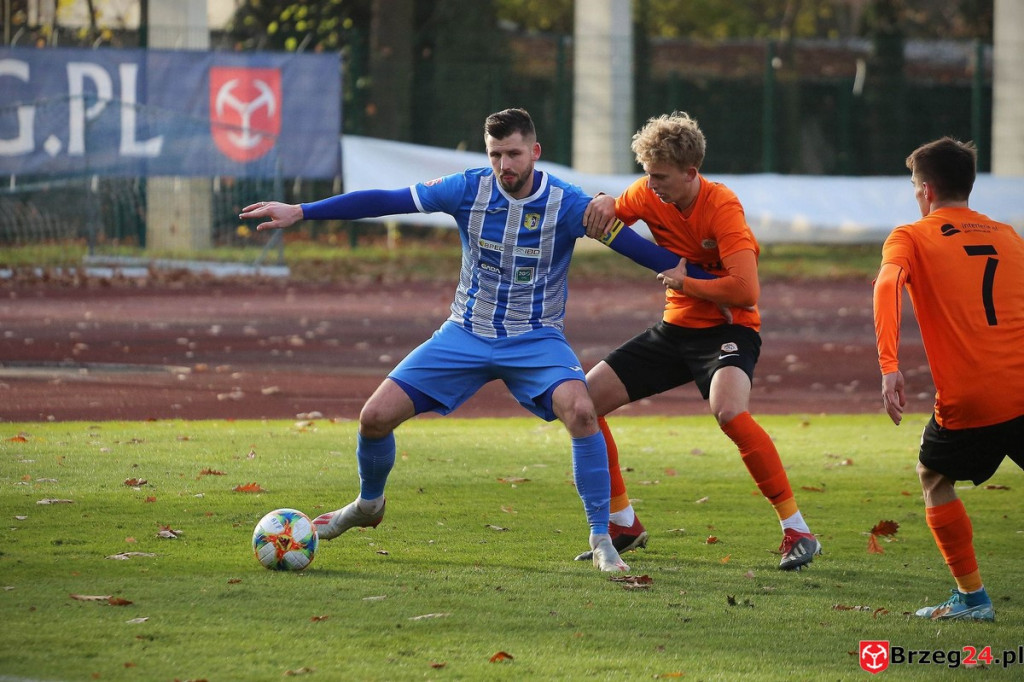 Stal Brzeg przełamała się pokonując rezerwy drużyny z ekstraklasy [GALERIA]
