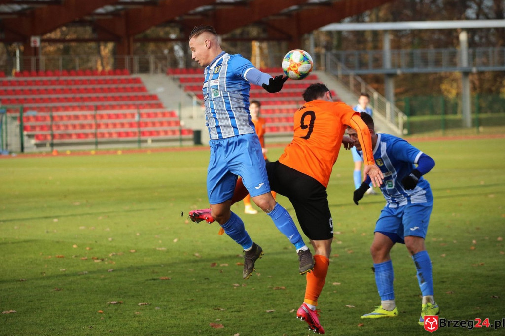 Stal Brzeg przełamała się pokonując rezerwy drużyny z ekstraklasy [GALERIA]