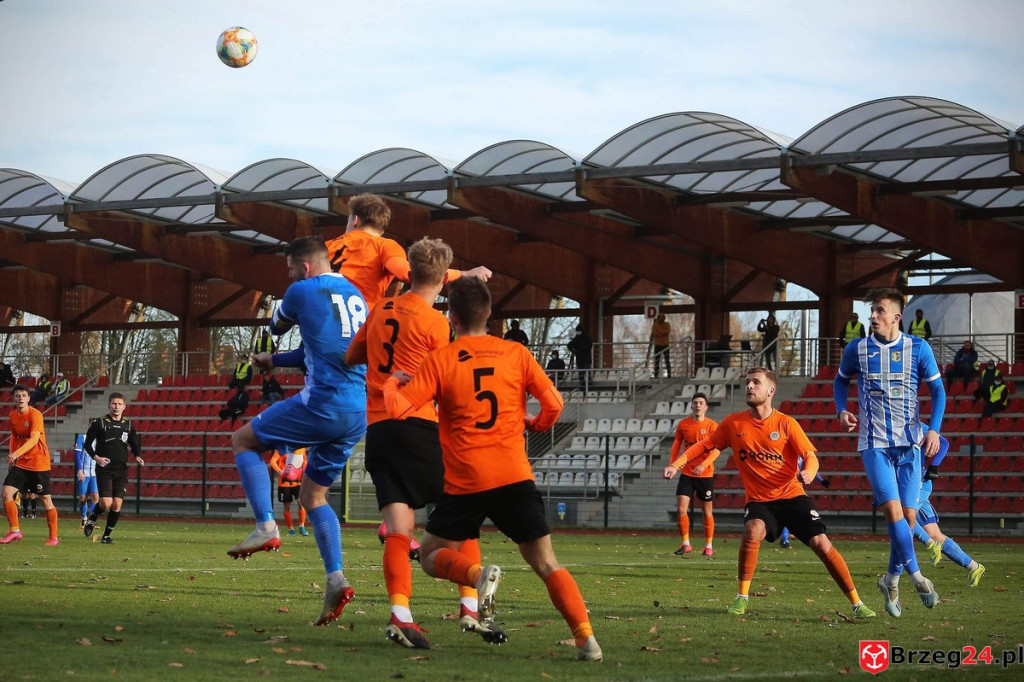 Stal Brzeg przełamała się pokonując rezerwy drużyny z ekstraklasy [GALERIA]