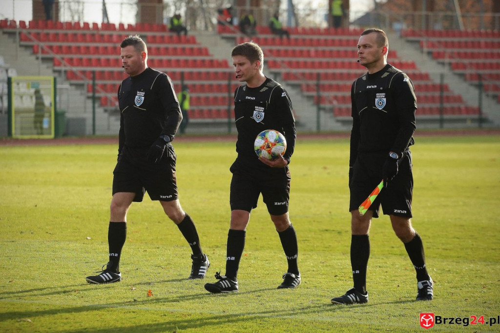 Stal Brzeg przełamała się pokonując rezerwy drużyny z ekstraklasy [GALERIA]